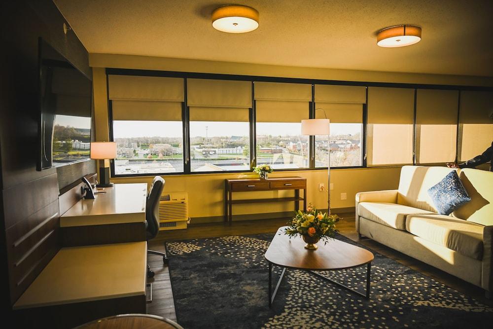 Delta Hotels By Marriott Cincinnati Sharonville Exterior foto